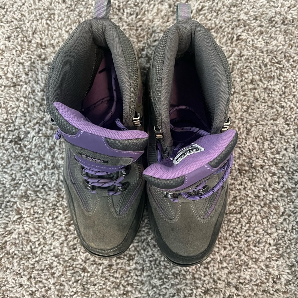 Hi-Tec Hiking Shoes Size 9 - Picture 2 of 6
